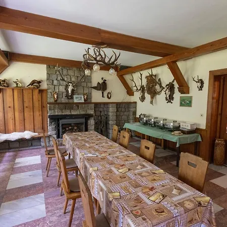 Lovecká Myslivna Lodge